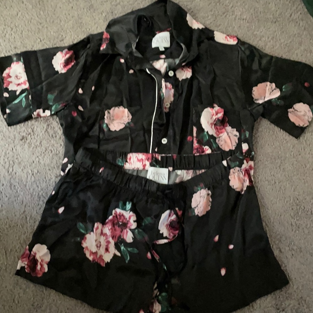 Helena Quinn Silk Charmeuse Short Sleeve Pajama Top & Short Set Size L